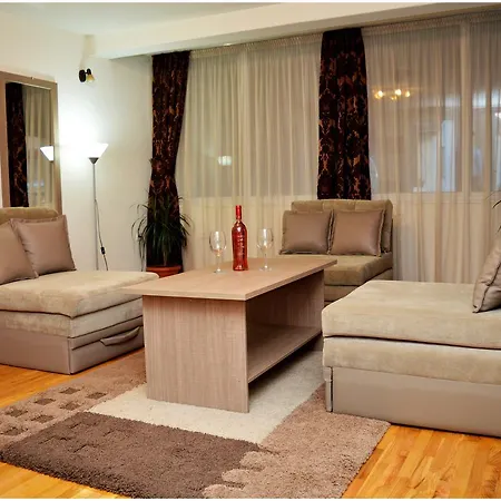 Treff Hotel 3*